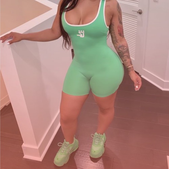 shane justin collection Other - Shane Justin Yoga Suit - NEVER WORN